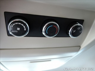 Lancia Ostatní modely Voyager 2,8 CRD Aut. StownGo NAVI 2013