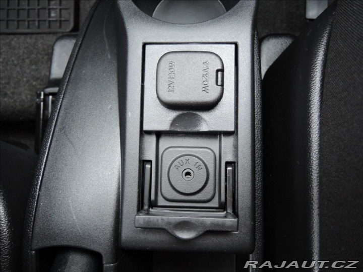 Mazda 2 1,4 i MZR Servis 2009