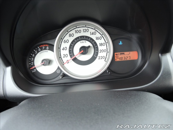 Mazda 2 1,4 i MZR Servis 2009