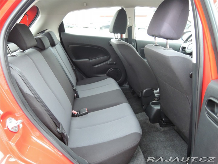 Mazda 2 1,4 i MZR Servis 2009