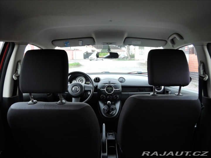 Mazda 2 1,4 i MZR Servis 2009