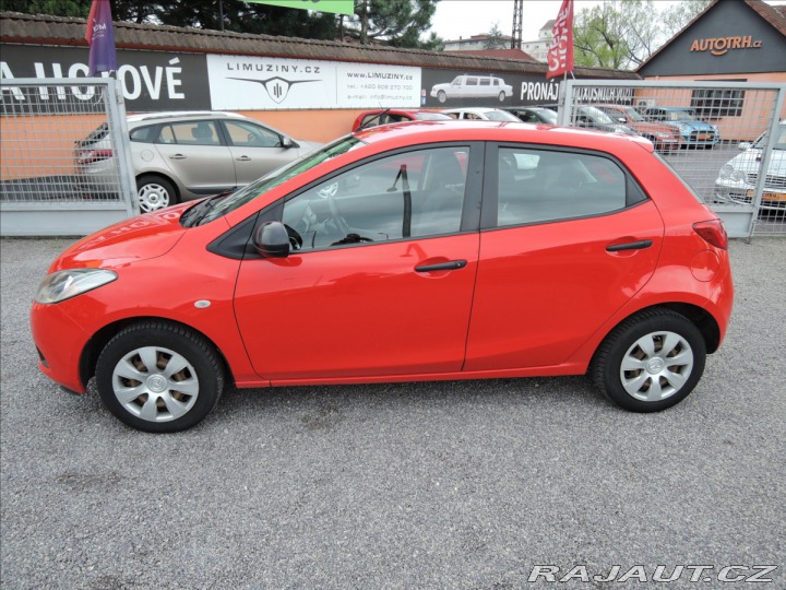 Mazda 2 1,4 i MZR Servis 2009