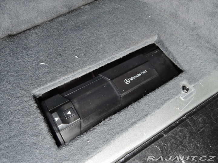 Mercedes-Benz S 3,2 CDi ČR Servis TOP sta 2001