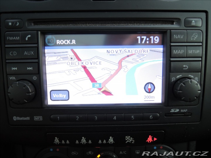 Nissan Qashqai 1,6 i ČR Panorama 2010