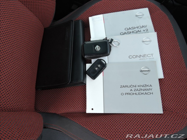 Nissan Qashqai 1,6 i ČR Panorama 2010