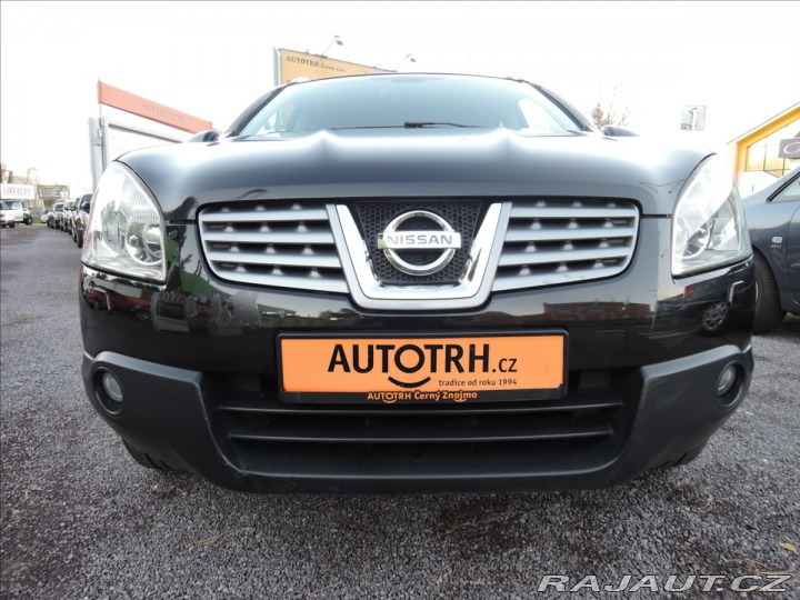 Nissan Qashqai 1,6 i ČR Panorama 2010