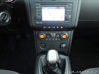 Nissan Qashqai 1,6 i ČR Panorama 2010