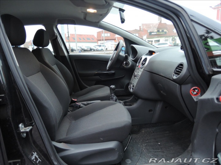 Opel Corsa 1,2 i ČR 1.maj. 44tkm 2012