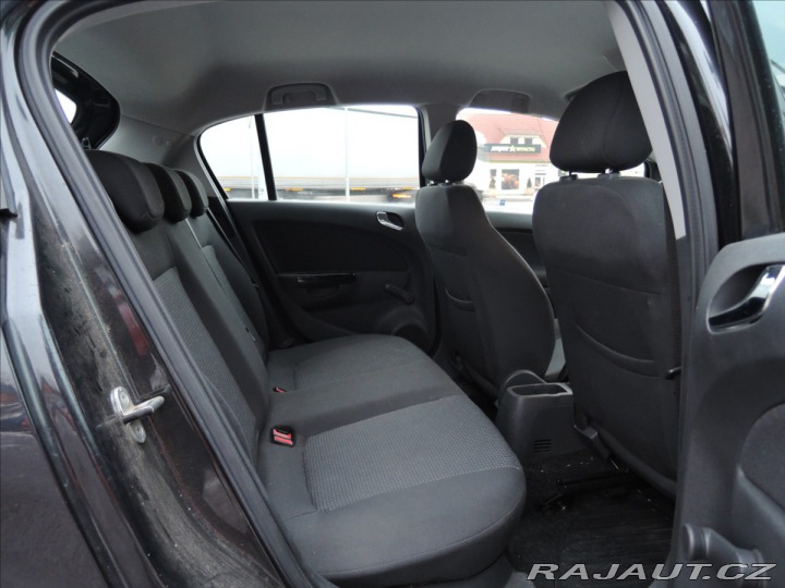 Opel Corsa 1,2 i ČR 1.maj. 44tkm 2012