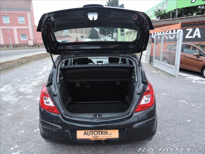 Opel Corsa 1,2 i ČR 1.maj. 44tkm 2012