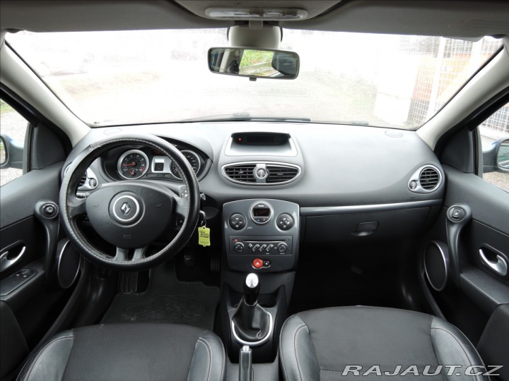 Renault Clio 1,2 16V 75k Authentique S 2007