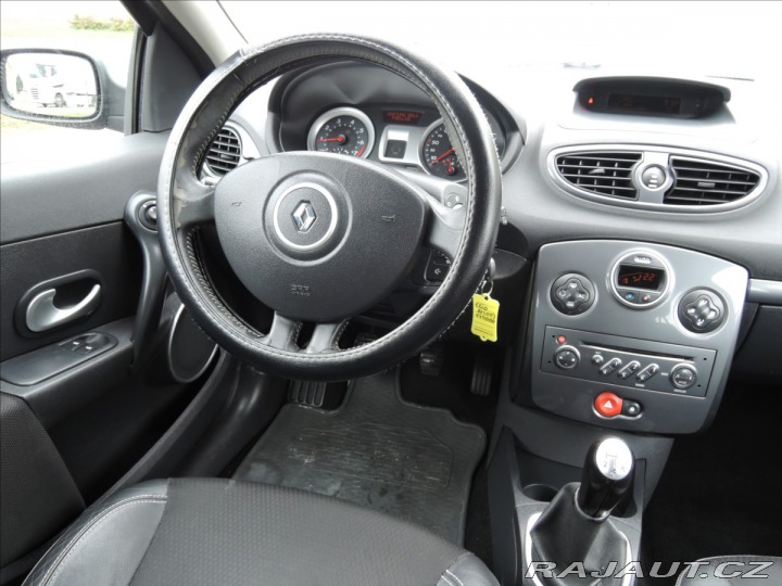 Renault Clio 1,2 16V 75k Authentique S 2007