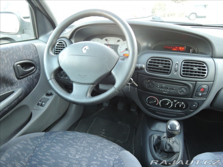 Renault Mégane 1,6 i 16V Break Tažné 1999