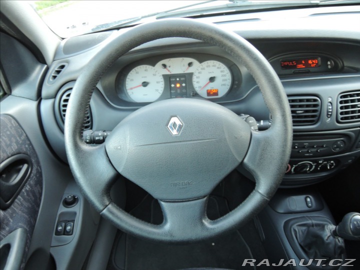 Renault Mégane 1,6 i 16V Break Tažné 1999