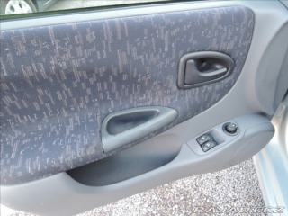 Renault Mégane 1,6 i 16V Break Tažné 1999