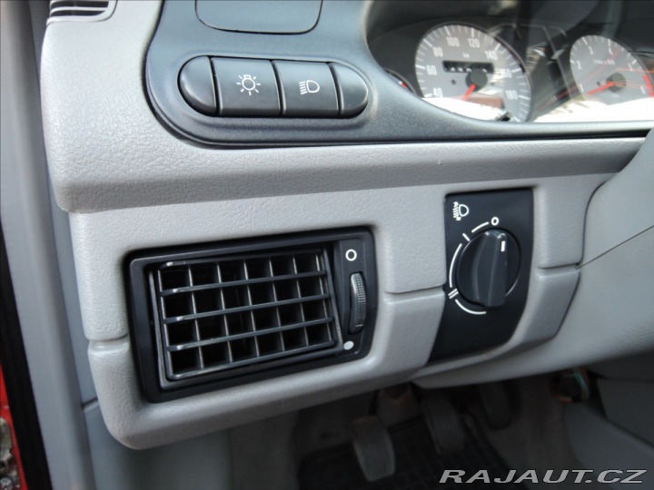 Škoda Felicia 1,6 i GLX 1.maj. servis Š 1998