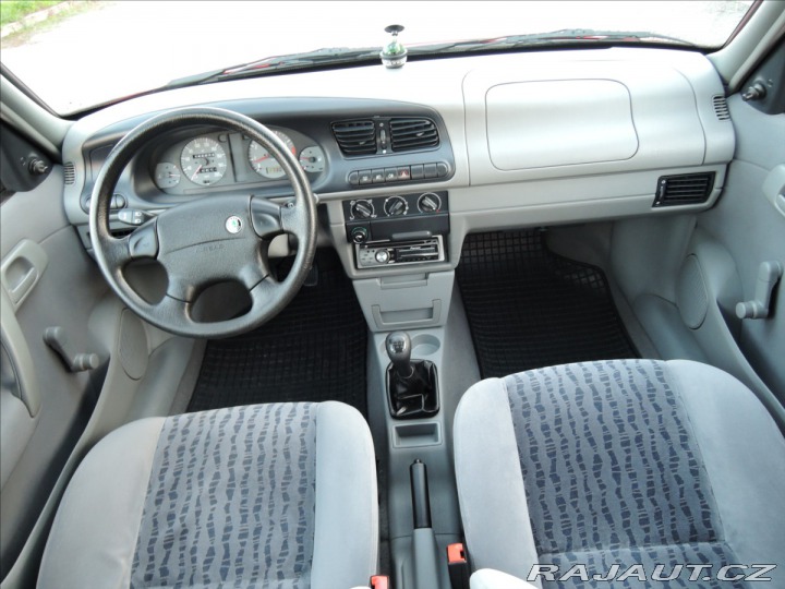 Škoda Felicia 1,6 i GLX 1.maj. servis Š 1998