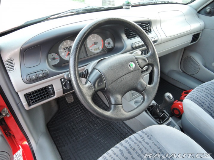 Škoda Felicia 1,6 i GLX 1.maj. servis Š 1998