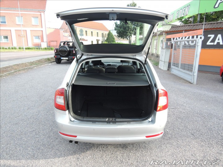 Škoda Octavia 1,6 TDI 4x4 Elegance 2012