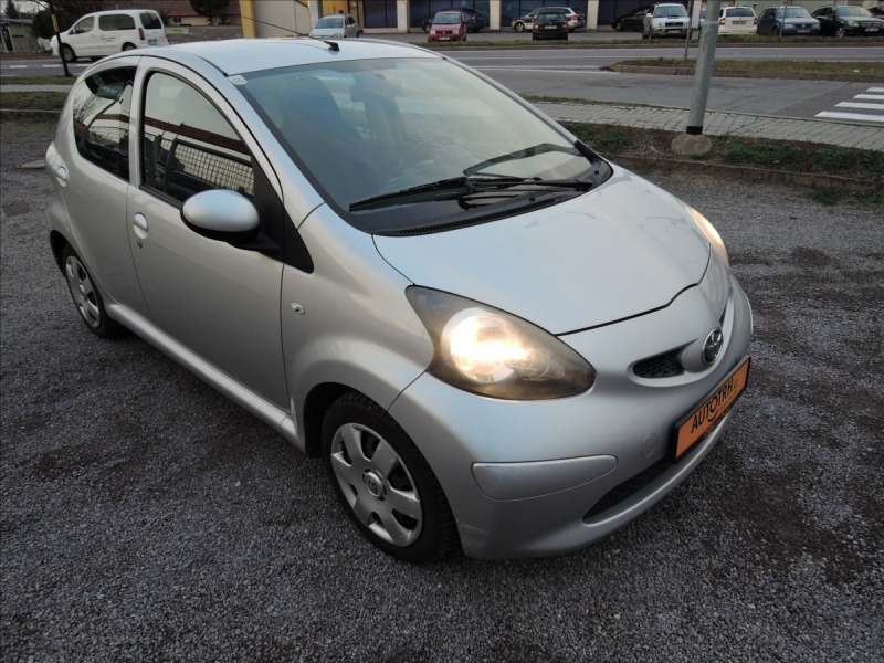 Toyota Aygo 1,0 VVT-i Cool Servis