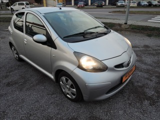 Toyota Aygo 1,0 VVT-i Cool Servis