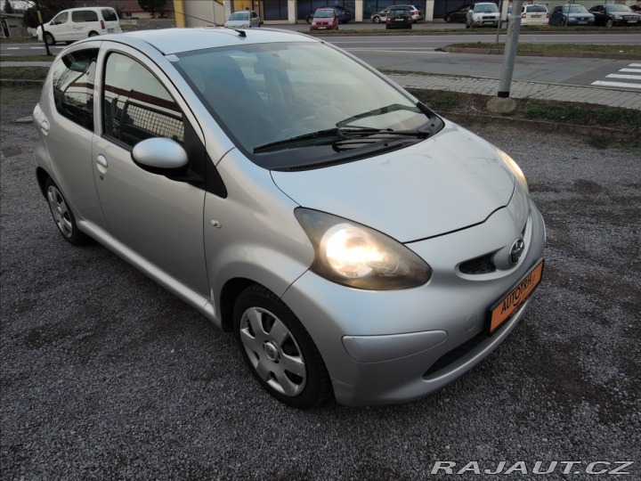 Toyota Aygo 1,0 VVT-i Cool Servis 2007