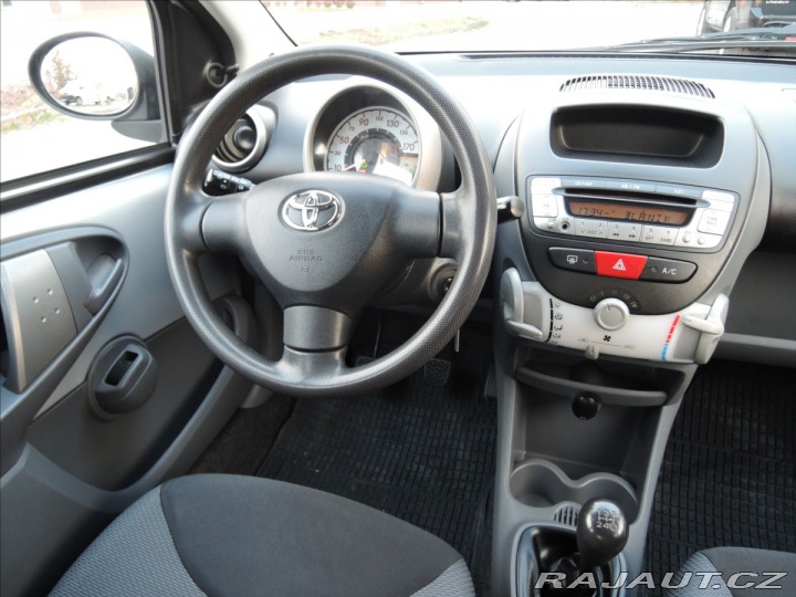 Toyota Aygo 1,0 VVT-i Cool Servis 2007