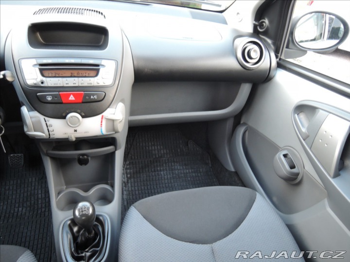 Toyota Aygo 1,0 VVT-i Cool Servis 2007