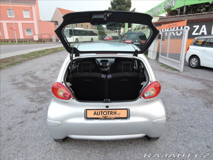 Toyota Aygo 1,0 VVT-i Cool Servis 2007