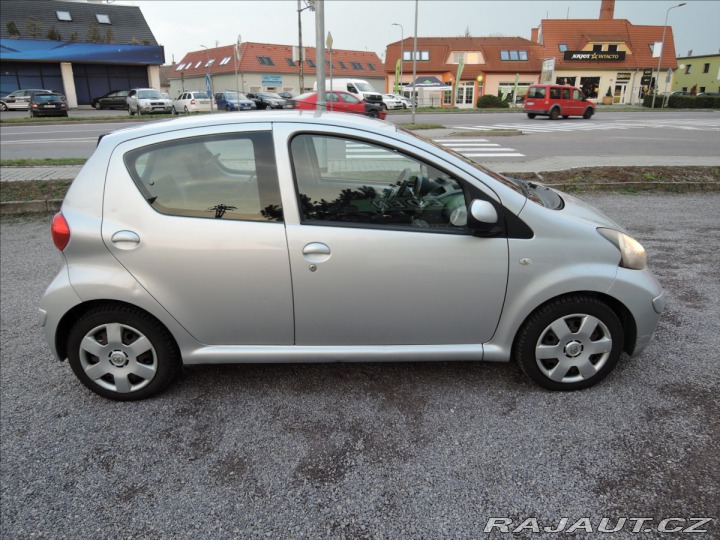 Toyota Aygo 1,0 VVT-i Cool Servis 2007