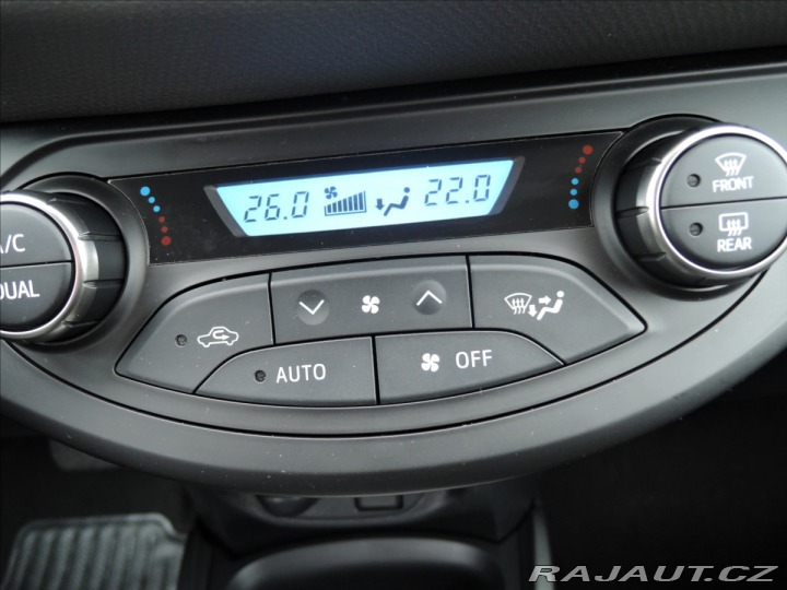 Toyota Yaris 1,5 VVTi Hybrid Kamera Ke 2014