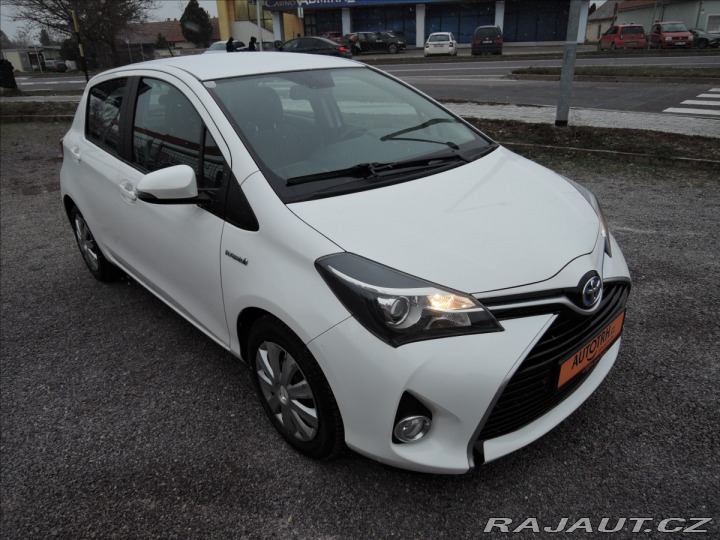 Toyota Yaris 1,5 VVTi Hybrid Kamera Ke 2014