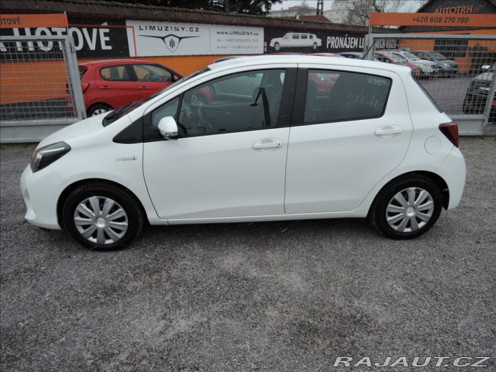 Toyota Yaris 1,5 VVTi Hybrid Kamera Ke 2014