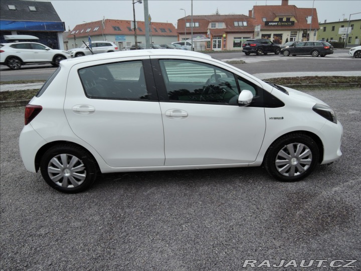 Toyota Yaris 1,5 VVTi Hybrid Kamera Ke 2014