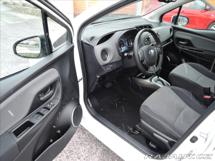 Toyota Yaris 1,5 VVTi Hybrid Kamera Ke 2014