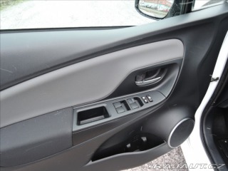 Toyota Yaris 1,5 VVTi Hybrid Kamera Ke 2014