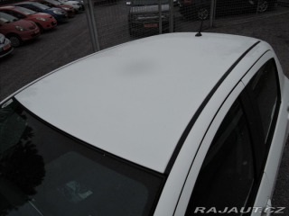 Toyota Yaris 1,5 VVTi Hybrid Kamera Ke 2014