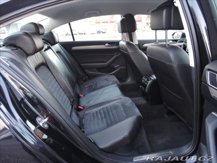 Volkswagen Passat 2,0 BiTDI 4MOT DSG Highli 2015