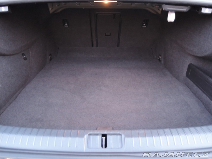 Volkswagen Passat 2,0 BiTDI 4MOT DSG Highli 2015