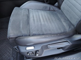 Volkswagen Passat 2,0 BiTDI 4MOT DSG Highli 2015