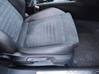 Volkswagen Passat 2,0 BiTDI 4MOT DSG Highli 2015