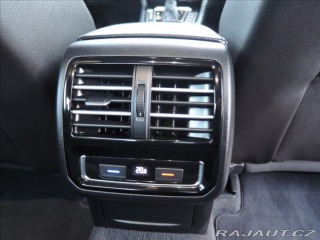 Volkswagen Passat 2,0 BiTDI 4MOT DSG Highli 2015