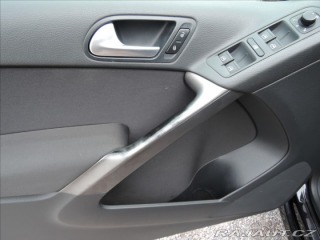 Volkswagen Tiguan 2,0 TDi 4Motion Sport Sty 2008