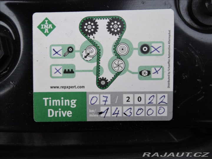 Volkswagen Touran 2,0 TDi DSG 7.míst Kůže 2014