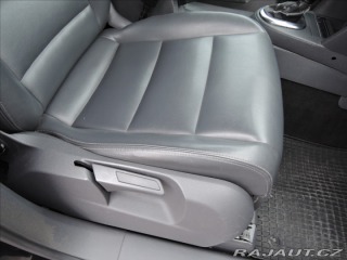 Volkswagen Touran 2,0 TDi DSG 7.míst Kůže 2014