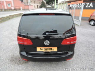 Volkswagen Touran 2,0 TDi DSG 7.míst Kůže 2014
