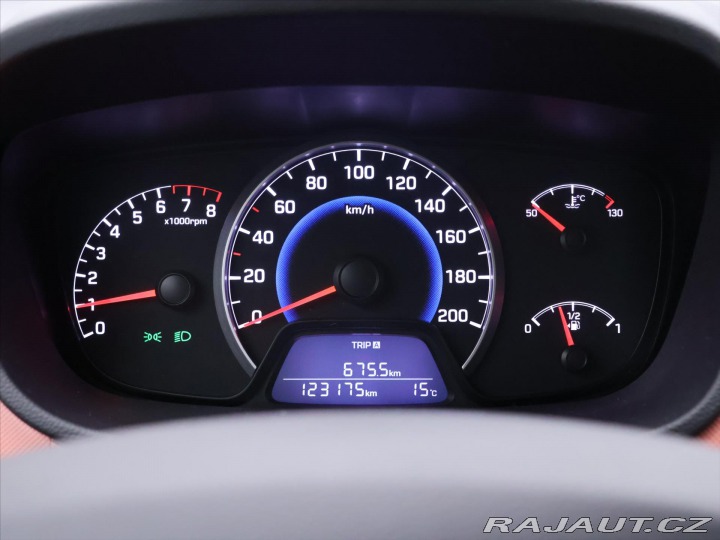 Hyundai i10 1,0 i 48kW CZ Klima Serv. 2014