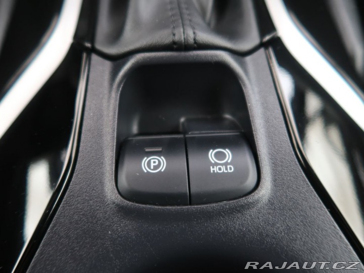 Toyota Corolla Cross 2.0Hybrid,CZ,Executive Sk 2024