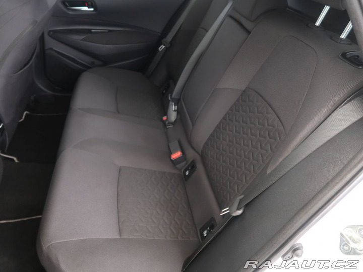 Toyota Corolla 1.8Hybrid,CZ,1Maj,Comfort 2022