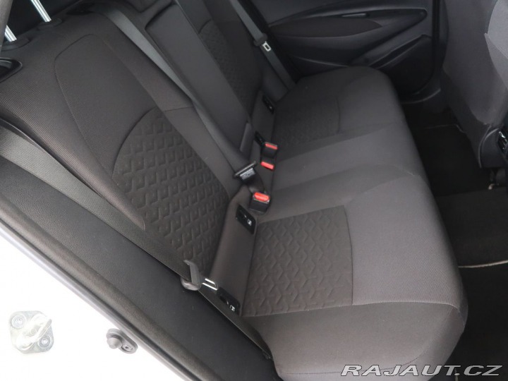 Toyota Corolla 1.8Hybrid,CZ,1Maj,Comfort 2022